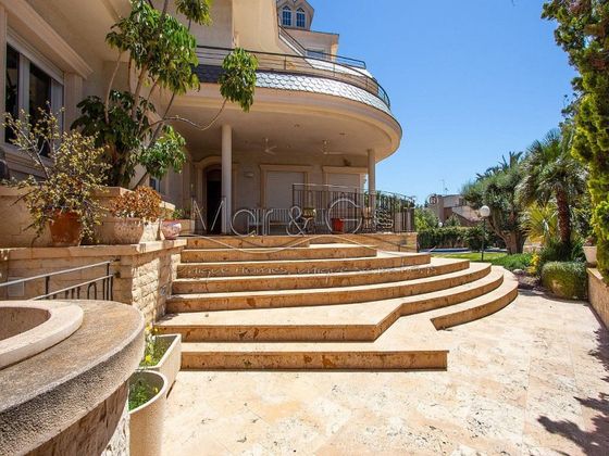 Foto 2 de Chalet en venta en Cabo de las Huertas de 8 habitaciones con terraza y piscina