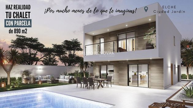Foto 2 de Xalet en venda a Ciutat Jardí - Torreta Verdí de 4 habitacions amb terrassa i piscina