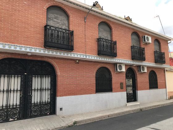 Foto 1 de Casa adossada en venda a Malagón de 7 habitacions amb terrassa i garatge
