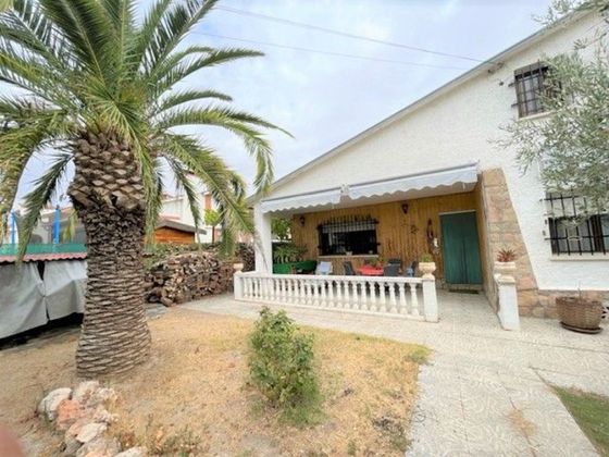 Foto 2 de Xalet en venda a Griñón de 4 habitacions amb terrassa i jardí