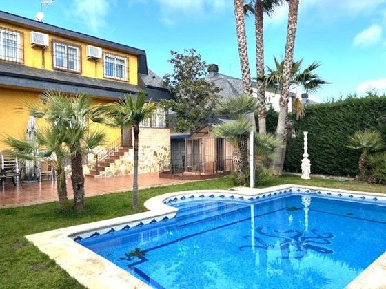 Foto 2 de Xalet en venda a Serranillos del Valle de 6 habitacions amb terrassa i piscina