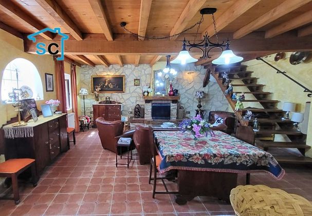 Foto 2 de Casa adossada en venda a Torremocha del Campo de 4 habitacions amb garatge i calefacció