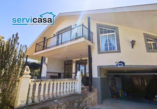 Foto 2 de Casa en venta en Villar del Olmo de 5 habitaciones con terraza y piscina