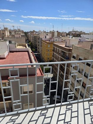 Foto 1 de Pis en venda a Pont Nou - Corazón de Jesús de 4 habitacions amb terrassa i balcó