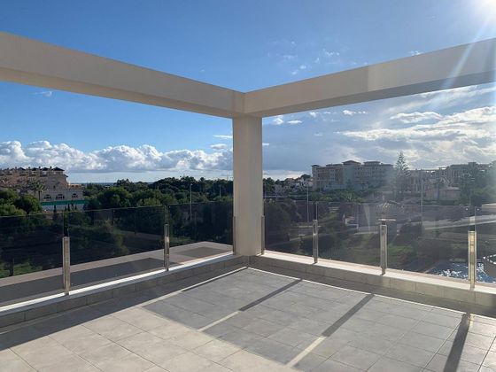 Foto 2 de Àtic en venda a Cabo Roig - La Zenia de 3 habitacions amb terrassa i piscina