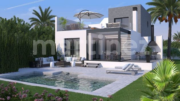Foto 1 de Venta de chalet en San Juan de Alicante/Sant Joan d´Alacant de 4 habitaciones con terraza y piscina