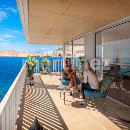 Foto 1 de Pis en venda a Cabo de las Huertas de 3 habitacions amb terrassa i piscina