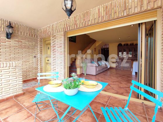 Foto 2 de Casa en lloguer a calle Doctor Severo Ochoa de 3 habitacions amb terrassa i piscina