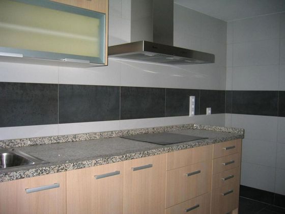 Foto 2 de Venta de piso en Centro - Alicante de 4 habitaciones con garaje y aire acondicionado