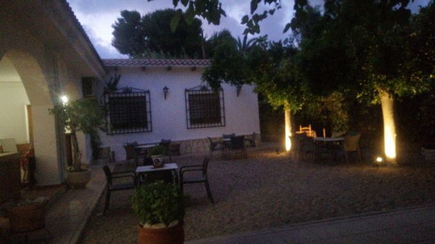 Foto 1 de Casa adossada en lloguer a calle Vicente Fuentes Sansano de 1 habitació amb terrassa i piscina