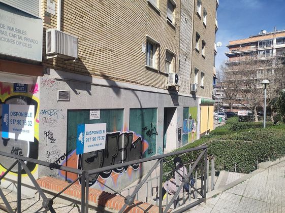 Foto 1 de Local en alquiler en Zona Norte - Universidad en Móstoles con terraza