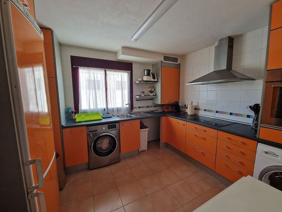 Foto 2 de Venta de dúplex en Serranillos del Valle de 2 habitaciones con garaje y aire acondicionado