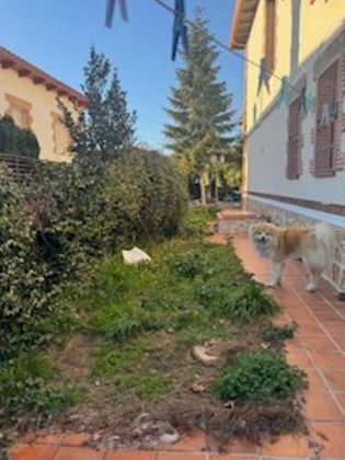 Foto 2 de Xalet en venda a Serracines de 4 habitacions amb garatge i jardí