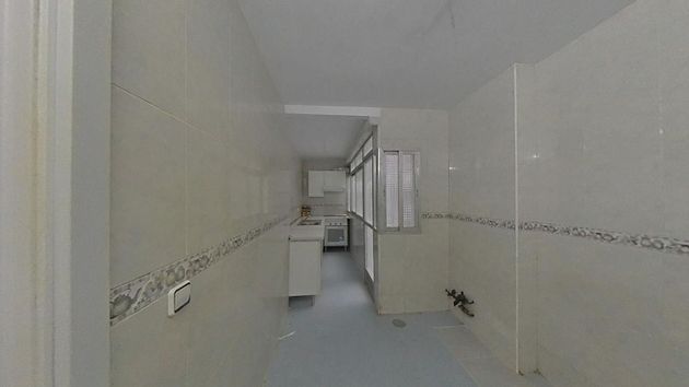 Foto 2 de Piso en venta en Zarzaquemada de 3 habitaciones con ascensor