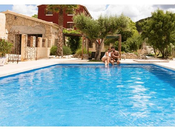 Foto 1 de Casa rural en venda a Jijona/Xixona de 24 habitacions amb terrassa i piscina