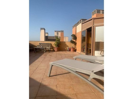 Foto 1 de Àtic en venda a Paus - Poligono San Blas de 4 habitacions amb terrassa i piscina