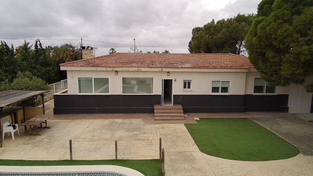 Foto 1 de Xalet en venda a calle CL Nortesur de 5 habitacions amb terrassa i piscina