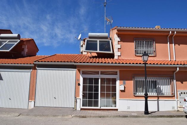 Foto 2 de Casa en venta en Albalate de Zorita de 3 habitaciones con terraza y garaje