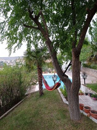 Foto 2 de Xalet en venda a Perales de Tajuña de 3 habitacions amb terrassa i piscina