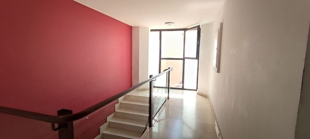 Foto 2 de Dúplex en venda a El Vallejo de 1 habitació amb balcó