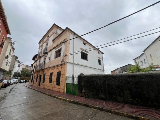 Foto 2 de Casa en venda a calle Gabriel Acedo de la Berrueza de 11 habitacions amb terrassa i jardí
