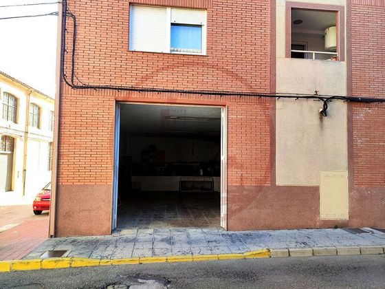 Foto 1 de Venta de local en calle Santa Agueda de 85 m²