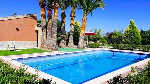 Foto 2 de Xalet en venda a Novelda de 3 habitacions amb terrassa i piscina