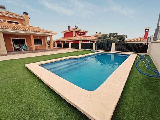 Foto 2 de Xalet en venda a Monóvar/Monòver de 4 habitacions amb terrassa i piscina