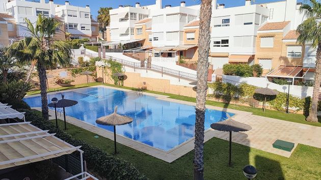 Foto 1 de Casa en venta en Cabo de las Huertas de 6 habitaciones con terraza y piscina
