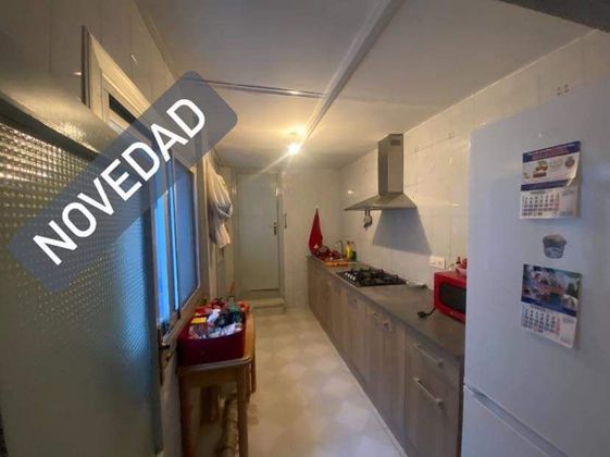 Foto 1 de Casa en venta en Monóvar/Monòver de 4 habitaciones y 220 m²