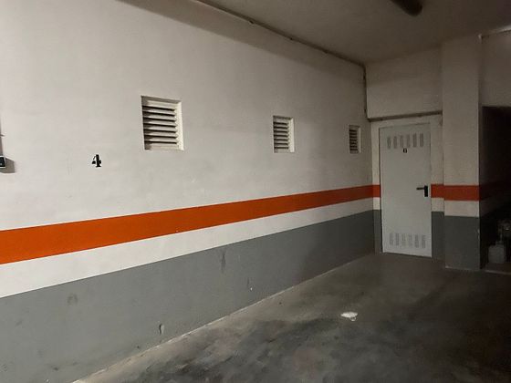 Foto 2 de Garaje en venta en calle Vicente Savall de 11 m²