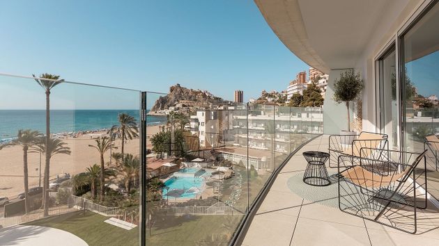 Foto 1 de Pis en venda a Playa de Poniente de 2 habitacions amb terrassa i piscina