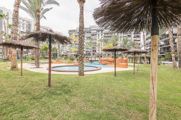 Foto 1 de Piso en venta en Playa de San Juan de 1 habitación con terraza y piscina