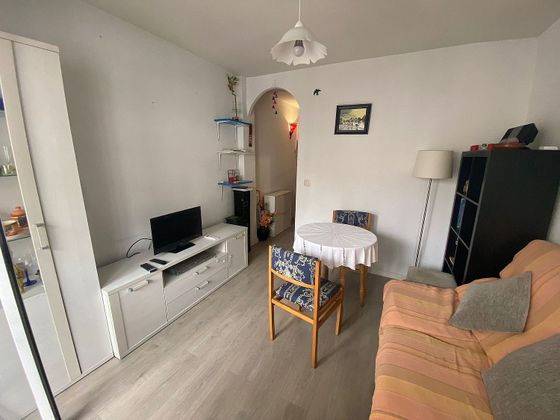 Foto 2 de Piso en venta en La Alhóndiga de 2 habitaciones con terraza y aire acondicionado