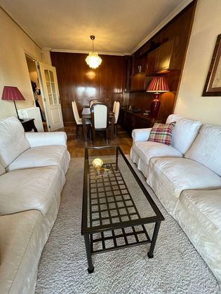 Foto 2 de Pis en venda a La Alhóndiga de 3 habitacions amb terrassa i aire acondicionat