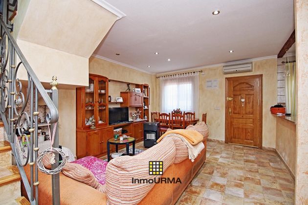 Foto 2 de Casa adosada en venta en Monóvar/Monòver de 3 habitaciones con terraza y aire acondicionado