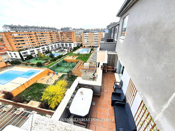 Foto 1 de Àtic en venda a Parque Oeste - Fuente Cisneros de 4 habitacions amb terrassa i piscina