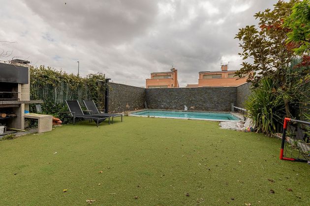 Foto 2 de Casa en venda a Zona Europa de 3 habitacions amb terrassa i piscina