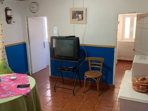 Foto 2 de Pis en venda a Fuente el Saúz de 4 habitacions amb garatge i calefacció
