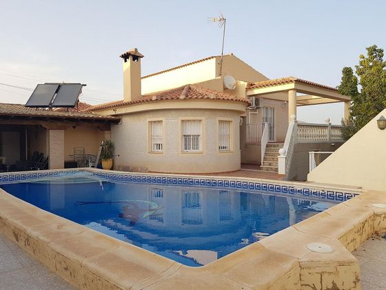 Foto 1 de Xalet en venda a Villamontes-Boqueres de 3 habitacions amb terrassa i piscina