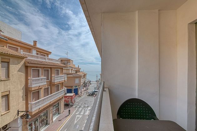 Foto 1 de Piso en venta en avenida Del Carrer de la Mar de 3 habitaciones con terraza y piscina