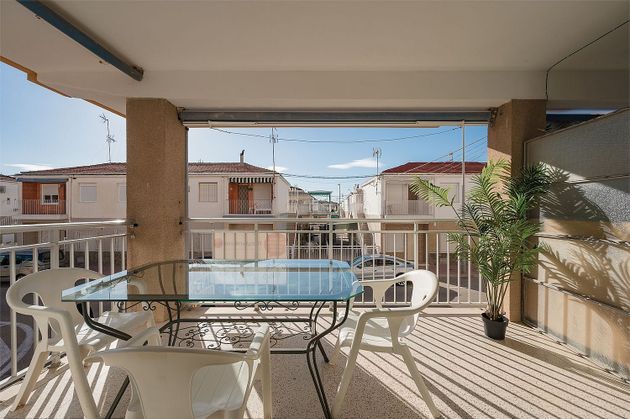 Foto 2 de Pis en venda a calle Yecla de 3 habitacions amb terrassa i balcó