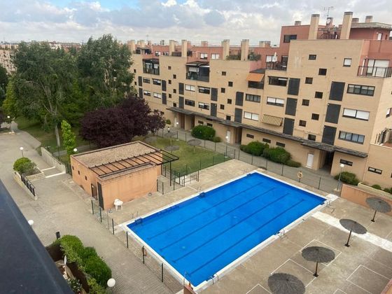 Foto 1 de Pis en venda a La Garena de 3 habitacions amb terrassa i piscina