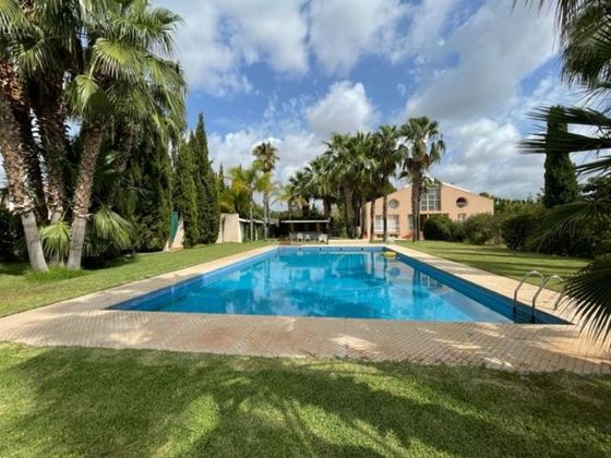 Foto 1 de Xalet en venda a calle Sardina de 4 habitacions amb terrassa i piscina