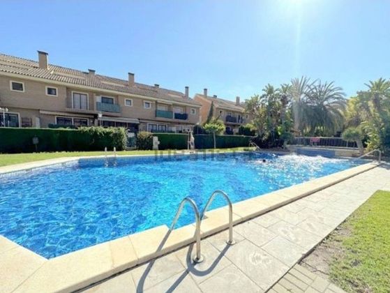 Foto 1 de Casa en venda a San Juan de Alicante/Sant Joan d´Alacant de 4 habitacions amb terrassa i piscina