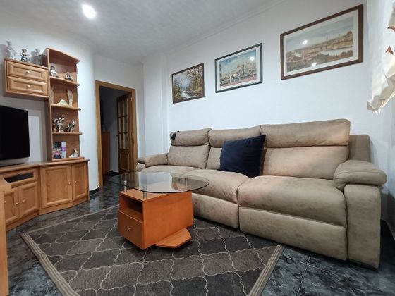 Foto 2 de Venta de piso en Paus - Poligono San Blas de 4 habitaciones con terraza