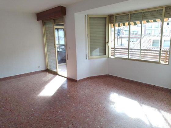 Foto 2 de Venta de piso en Jijona/Xixona de 4 habitaciones con terraza y ascensor