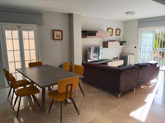 Foto 1 de Alquiler de casa en Alicante Golf de 3 habitaciones con terraza y piscina