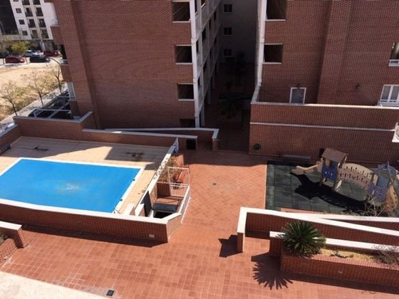 Foto 1 de Pis en venda a Babel de 3 habitacions amb terrassa i piscina
