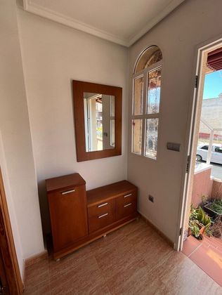 Foto 2 de Casa en venda a Rojales de 4 habitacions amb terrassa i garatge